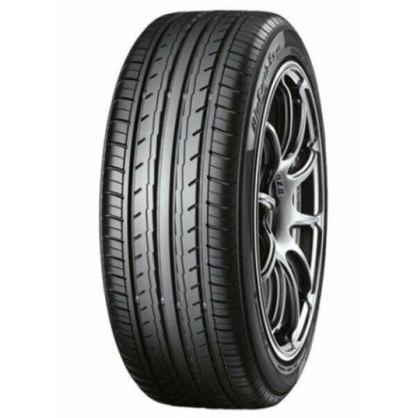 Anvelopa Vara 195/55R16 87V YOKOHAMA BLUEARTH ES32 Imagine principală a produsului