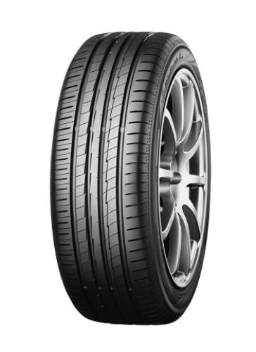 Anvelopa Vara 215/60 R17 96H YOKOHAMA BluEarth-A AE-50