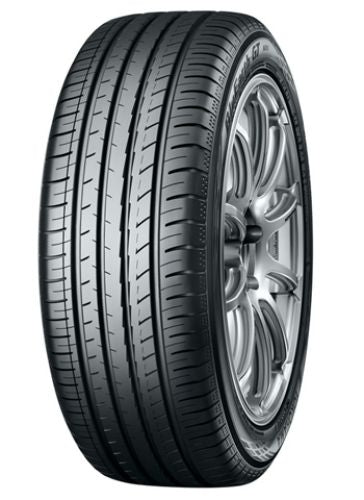 Anvelopa Vara 205/45 R17 88W XL YOKOHAMA BLUEARTH-GT AE51