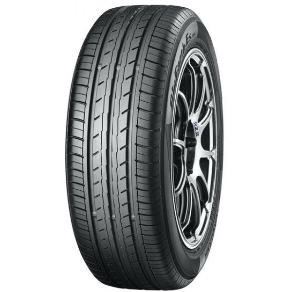 Anvelopa Vara 195/45 R16 80V YOKOHAMA BluEarth-Es ES32 Imagine principală a produsului